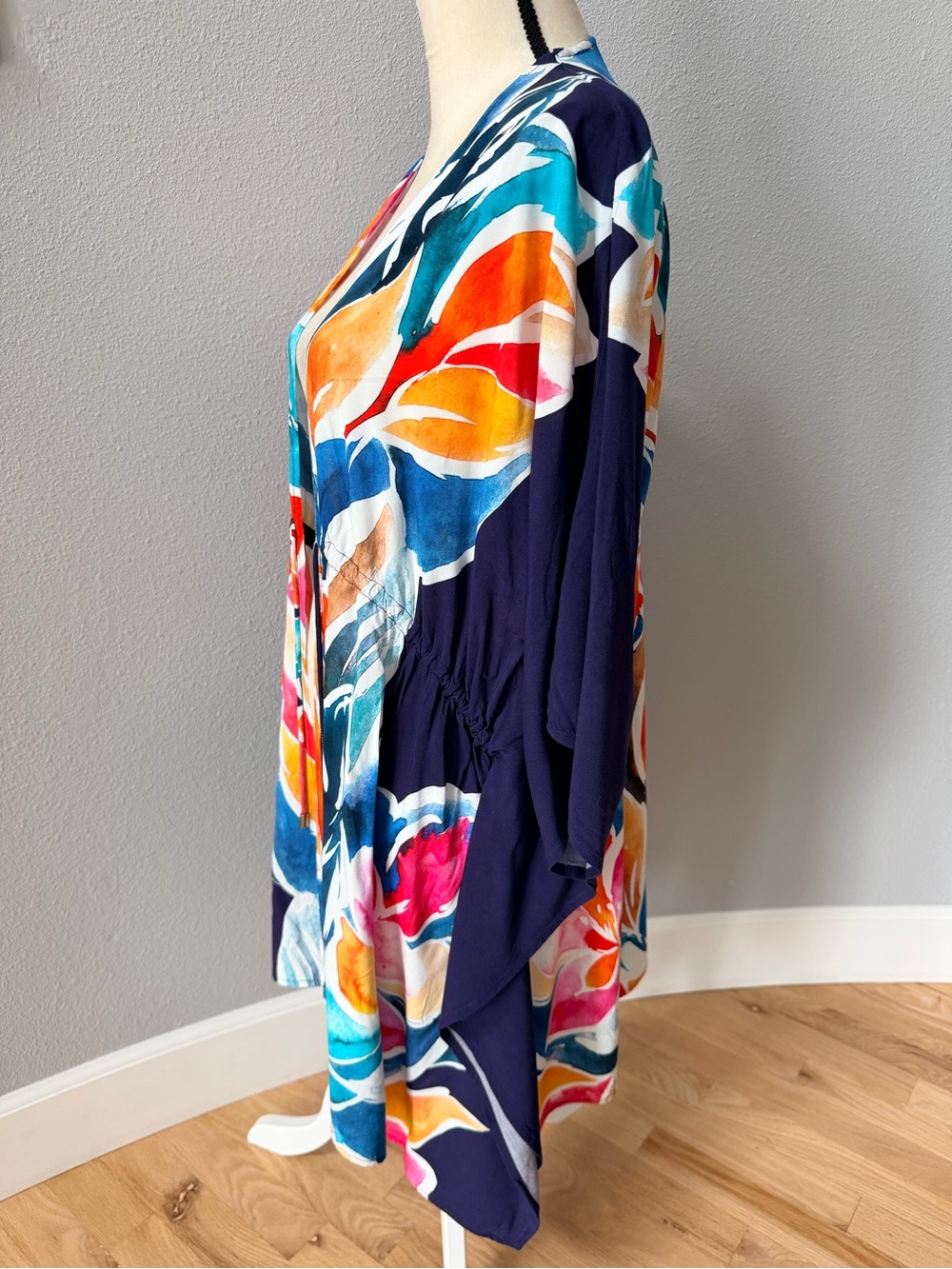 La Blanca Petals Watercolor Floral Tie-Front Kimono Caftan Cover-Up OS - Picture 4 of 11